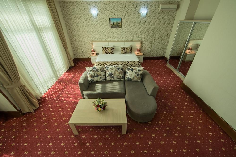 Baku Inn Hotel מראה חיצוני תמונה